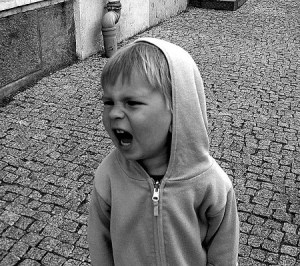 toddler-screaming-no